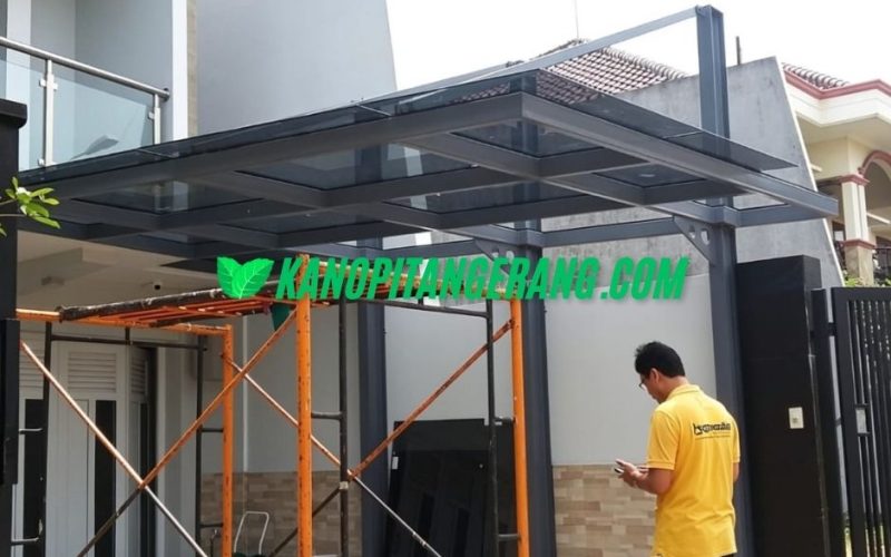 Canopy Kaca