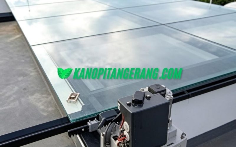 Canopy kaca sliding